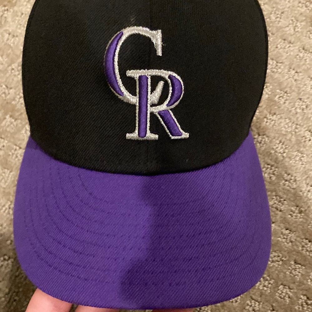 Colorado rockeys fitted hat